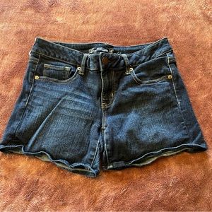 Women’s American Eagle denim shorts